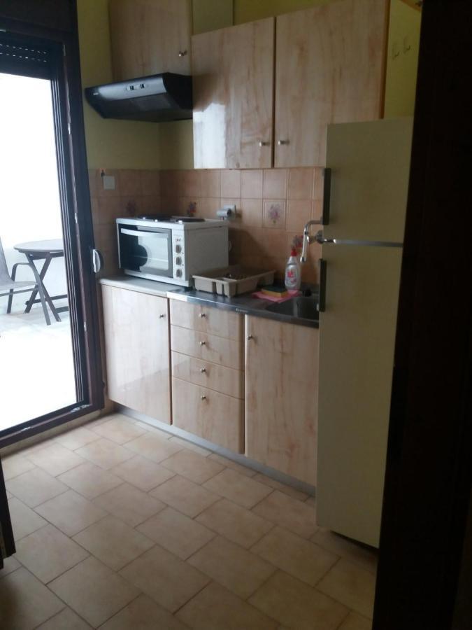P.A.G Apartments Nea Roda Buitenkant foto