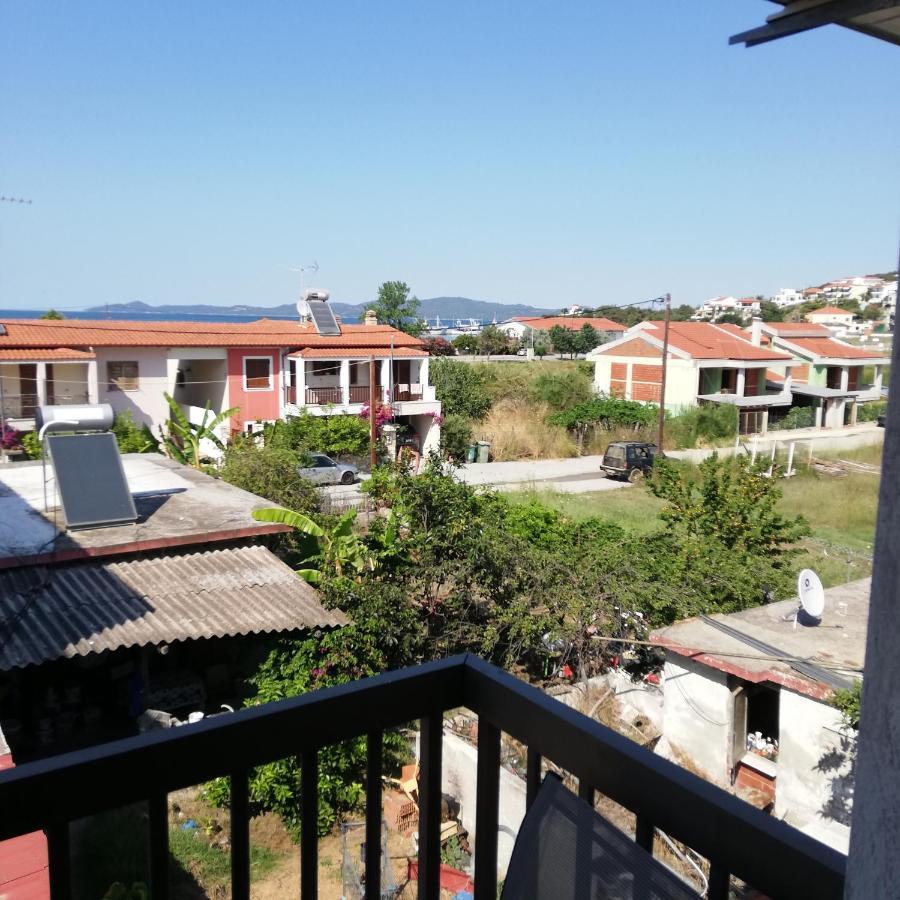 P.A.G Apartments Nea Roda Buitenkant foto