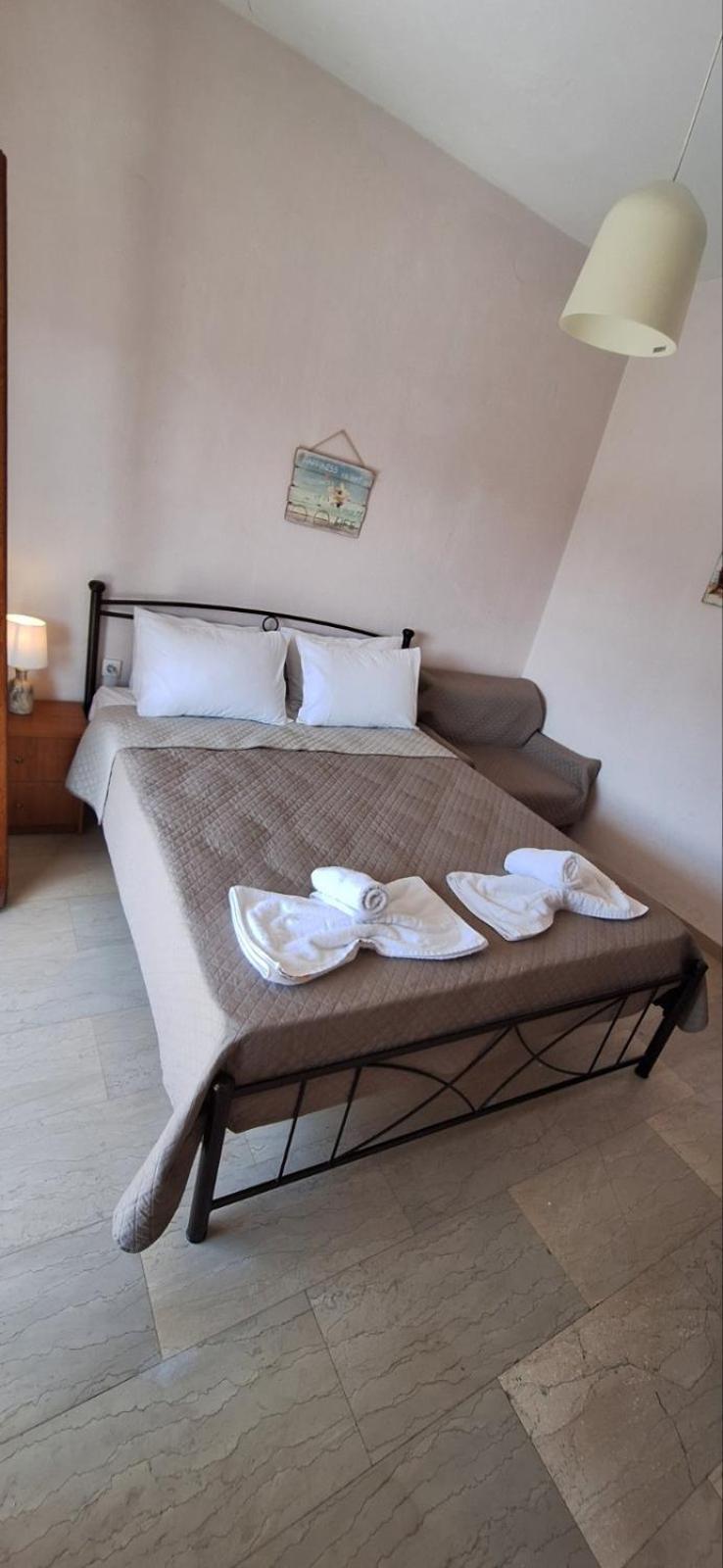 P.A.G Apartments Nea Roda Kamer foto